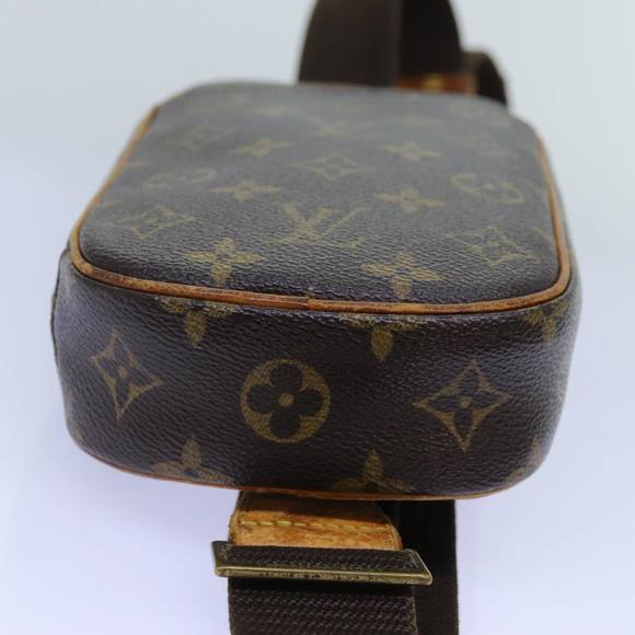 LOUIS VUITTON Monogram Pochette Gange Shoulder Bag M51870 LV Auth 72329 - Picture 5 of 16